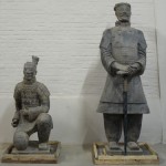 Geknielde 1m15 en Generaal 1m90